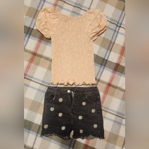 Girl's Ruched Flowered Shirt & Matching Shorts